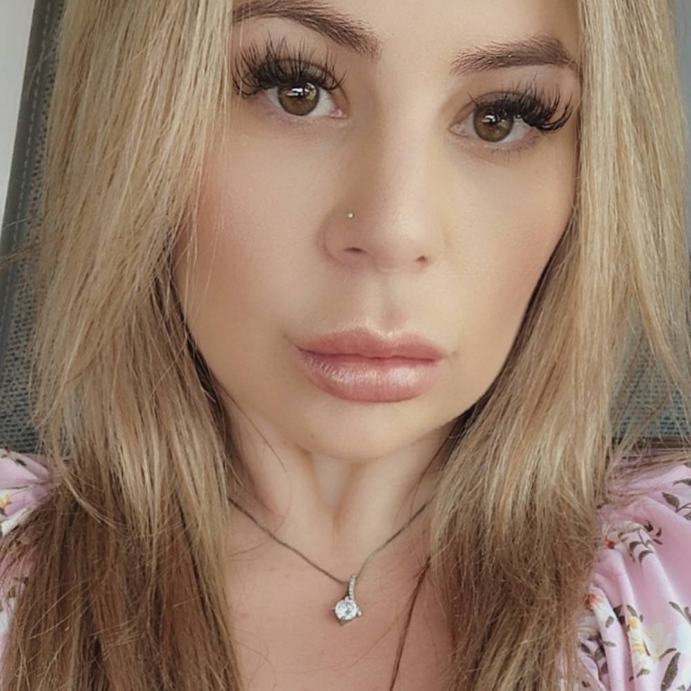 Meet your Posher, Amanda